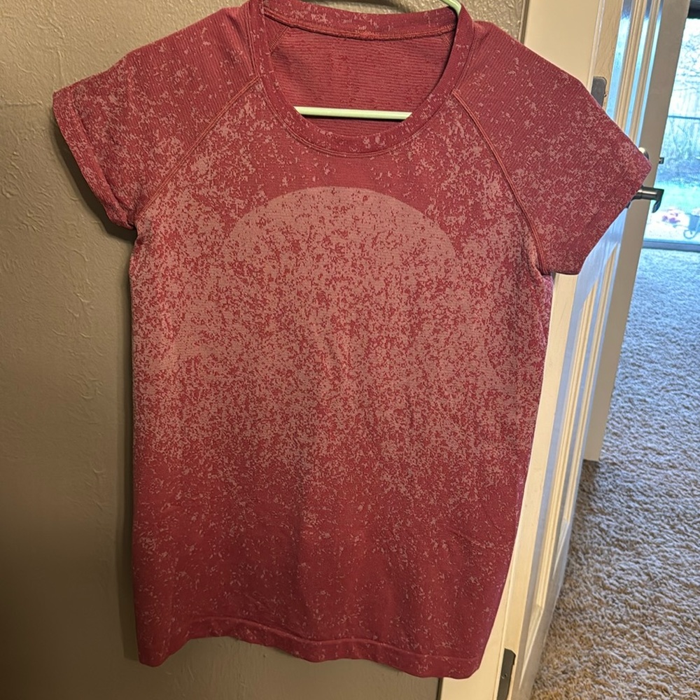 Lululemon swiftly top, size 8.  No tags.
